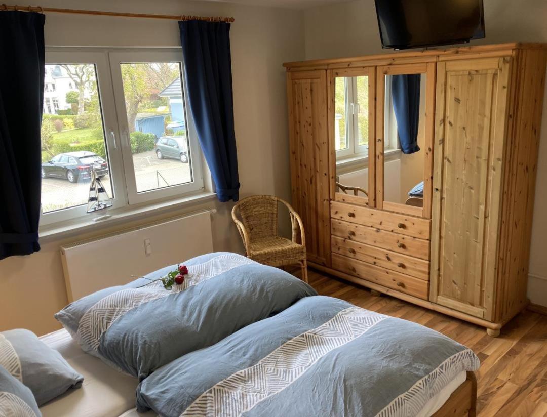 Wohnung 9 Meer-Ruhe Im Haus Stranddistel Komfortable Ferienwohnung Im 1 Og Fuer 4 Personen In Zingst Zewnętrze zdjęcie