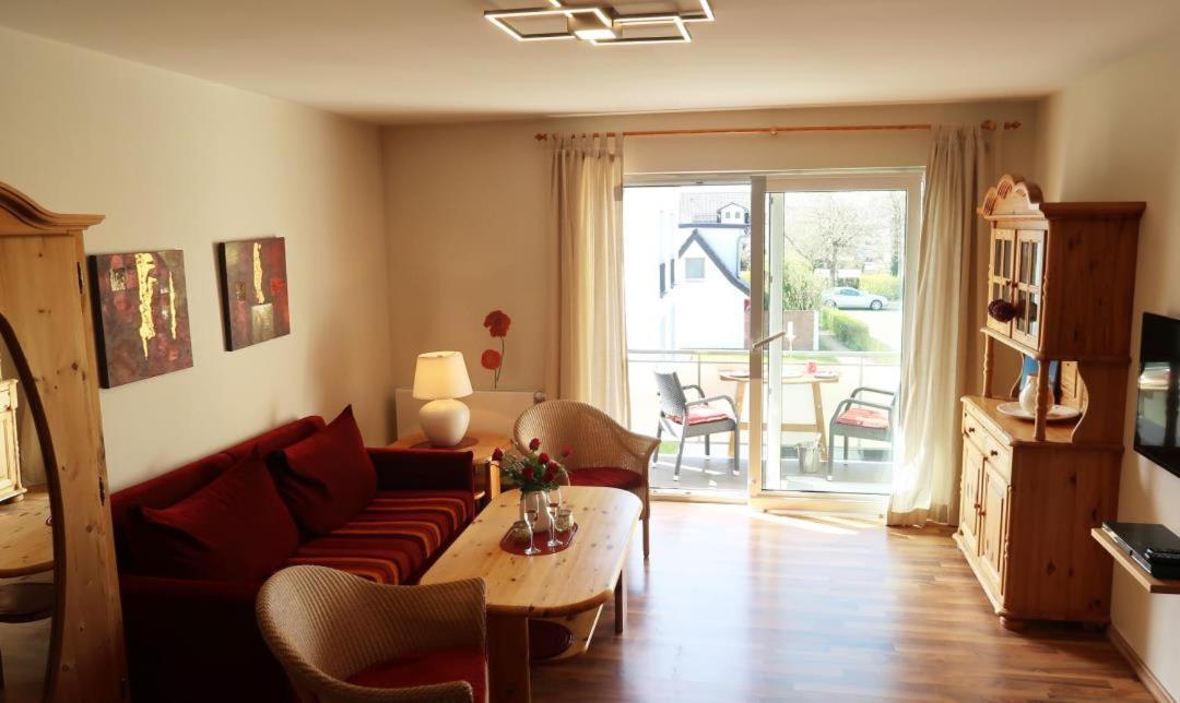 Wohnung 9 Meer-Ruhe Im Haus Stranddistel Komfortable Ferienwohnung Im 1 Og Fuer 4 Personen In Zingst Zewnętrze zdjęcie